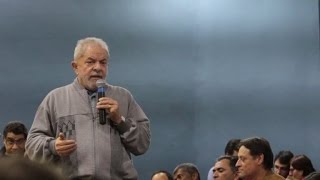 MP denuncia Lula no caso do tríplex