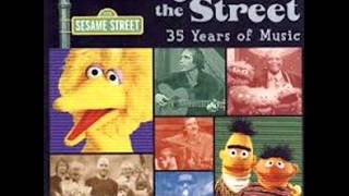 Sesame Street A New Way to Walk