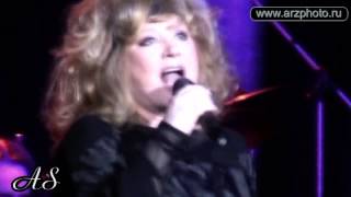 Алла Пугачева   "Не сгорю"  (муз.Игорь Корнилов,слова Мария Гончарова)