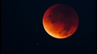 Blue Moon - Ngắm Trăng xanh tuyệt đẹp xuất hiện trên bầu trời VN (July 31, 2015)