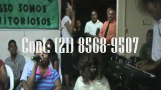 Veja o que fizeram com o mendigo qe entrou na igreja.