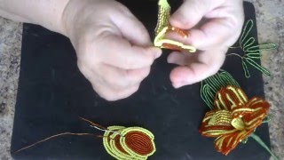 Цветок канны из бисера.  Мастер - класс.