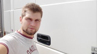 Работа по Европе, обочники бывают не только в России! Пробую польскую тушенку.