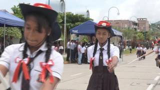 DESFILE POR EL XXXII ANIVERSARIO DE COLEGIO LA VICTORIA