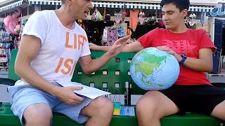 La Bola Mundial con Kenny y el Guiri de la Tierra Plana