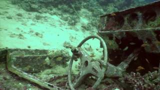 Toyota cars in sea bottom!  Blue Belt ("Toyota") Wreck at Sudan