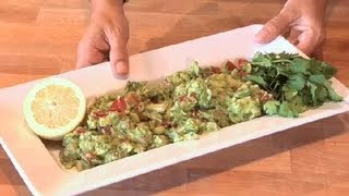 Guacamole Recipe With Tomato, Red Onion & Lemon Juice : Summer Party Drinks & Snacks