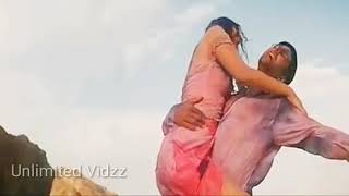 Kareena kapoor back shaking dance !! kareena kapoor kiss making !! kareena kapoor hot photoshoot ??
