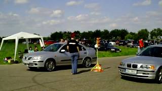 Drag Race - BMW 320i Vs. Nissan Almera N16 1,8