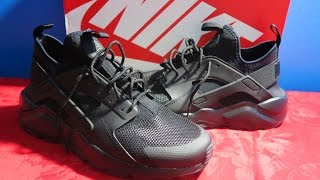 NIKE AIR HUARACHE RUN ULTRA BLACK! (UNBOXING & ON FEET)