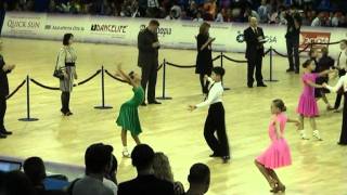 Дети, танцы, судьи - кинозарисовка (children, dancing, judges ...)