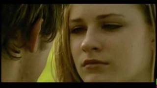 Green Day- Wake Me Up When September Ends (HQ! Official Video)