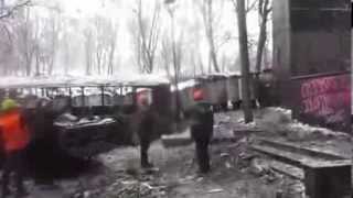 УЖАСНЫЕ КАДРЫ Растрел людей в УПОР, Евромайдан 2014