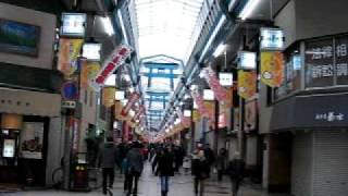 The longest shopping street in Japan 日本一の長さの天神橋筋商店街