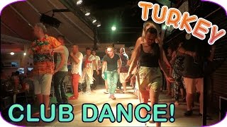 TURKEY Club Dance in CLUB ATRIUM HOTEL Клубный танец! Песня анимации в отеле Турция Marmaris 2015