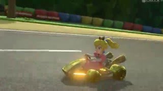 Princess Peach crushes Bowser! - Mario Kart 8