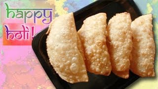 Gujiya / Karanji Recipe