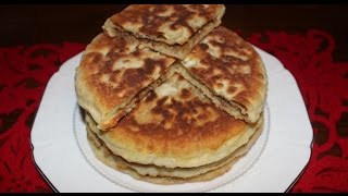 Грузинские лепешки с фасолью "Лобиани"