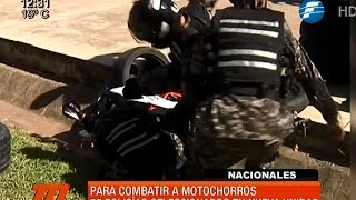 Policías anti motochorros hacían demostración pero algo salió mal