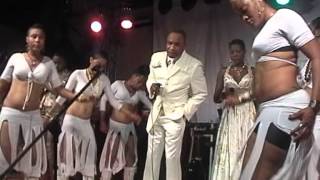 Koffi olomide concert journée de la femme (2)