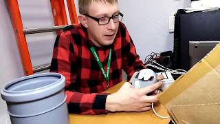 Автоматическая кормушка для кошек и собак