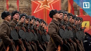 Парад 7 ноября на Красной площади