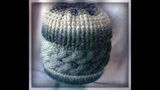 Женская шапка с поперечными косами, вязание спицами