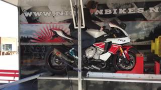 Yamaha R1sp Akrapovic DYNOJET run 196 HP on the rear wheel