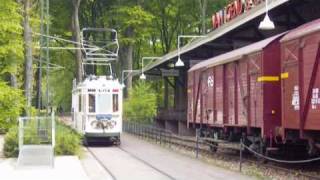 Historische trams in het Nederlands Openlucht Museum /  RET museumtrams