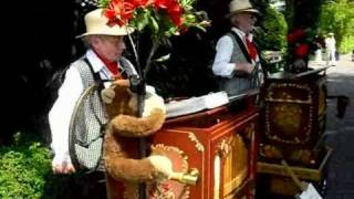 Drehorgel Leierkasten Musik Tradition Band Romantica