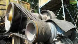 Stone Crusher Crushing BIG Stone
