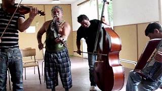 Romská lidová muzika Tanvald - tel: 722 077 637