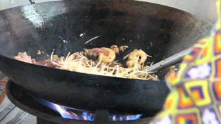 Two Minutes Flat! - - Fast Thai Wok Cooking. . . . Shrimp with Ginger