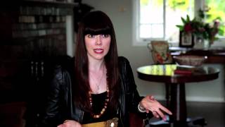 Kate Morton reveals her novel THE SECRET KEEPER