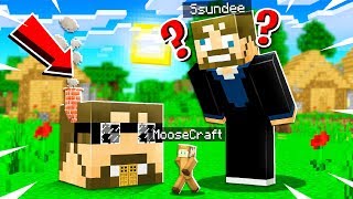 I TURNED MY FRIENDS HOUSE INTO A TINY HOUSE in MINECRAFT!