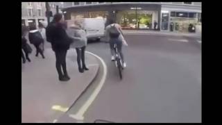 Зря мужик стал приставать к девушке!