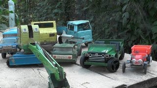 Железные игрушки машинки времен СССР