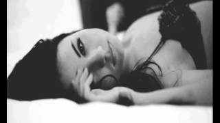 Стриптиз под хорошую музыку (18+)