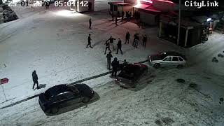 Массовая драка возле скандального кафе в Петрозаводске попала на видео