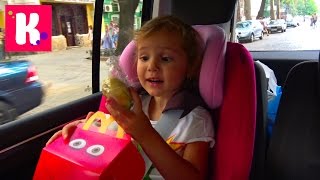 ВЛОГ Едем в Киев/ Покупаем в Мак Дональдс/ игрушки Тайная Жизнь Домашних Животных / яйца из Китая