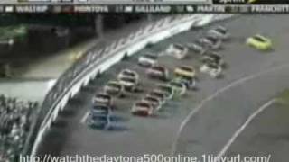 Watch the Daytona 500 online