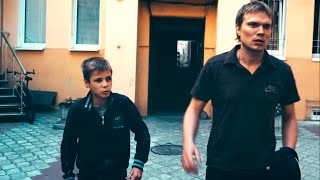 Чужие близкие / трейлер