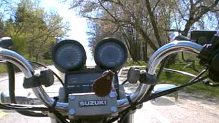 85 Suzuki Madura (GV700) riding some curves