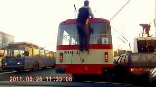 Гонки на троллейбусах. Финал // Trolley // Trolleybuses in Kirov, Russia // Trolleybus Crash