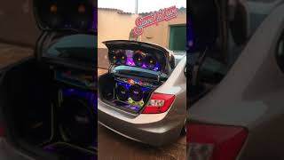Honda Civic deboxe tocando cavalo de Tróia MC Kevin