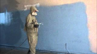 Покраска стен распылителем с насадкой Clean-Shot Graco.