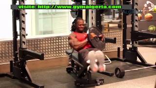 ulisses  Exercises Featured Barbell Twist - On Sissy Squat Machine Straight Leg Russian Twist - 20kg