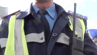ДПС жжет! Инспектор ГАИ приглашает всех в машину