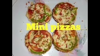 Easy Mini Veg Pizza in microwave l How to make super easy mini pizza l Pizza recipe