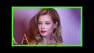 Задорные соски Шпицы стали сенсацией на открытии "Кинотавра" | TVRu